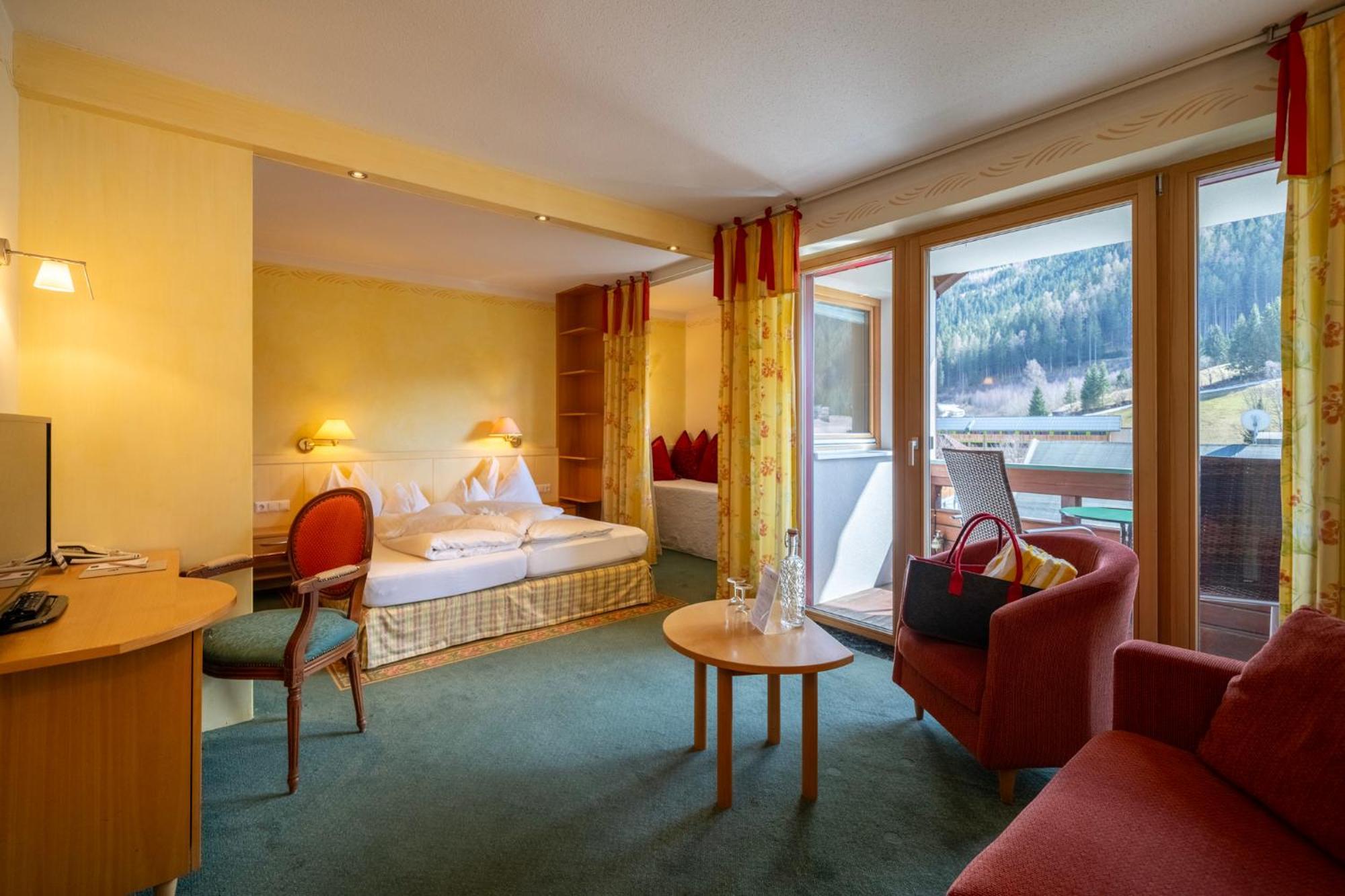 Naturhotel Ortners Eschenhof Bad Kleinkirchheim Bagian luar foto